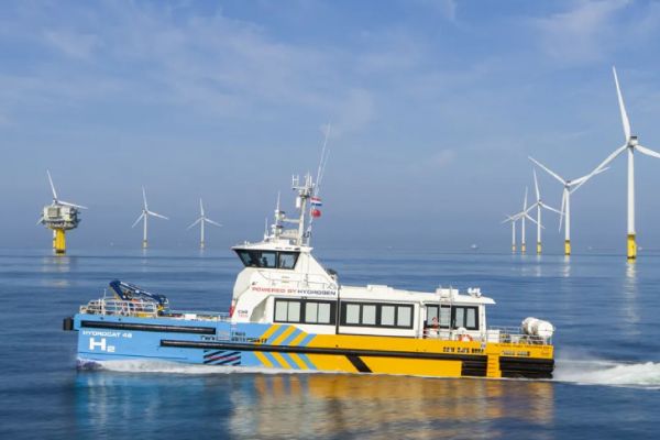 Vestas to test hydrogen-fueled crewboat in North Sea pilot program