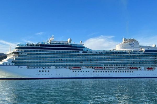 Norwegian Cruise Line Holdings places four-ship order with Italian builder