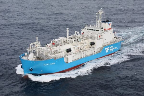 VESSEL REVIEW | KEYS Azalea – Bunkering vessel to serve LNG-fuelled ships in western Japan