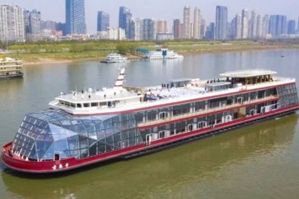 VESSEL REVIEW | Guqin – Large sightseeing and private events vessel for Yangtze River sailings