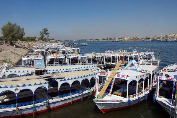 Egypt river boat capsizing leaves three dead