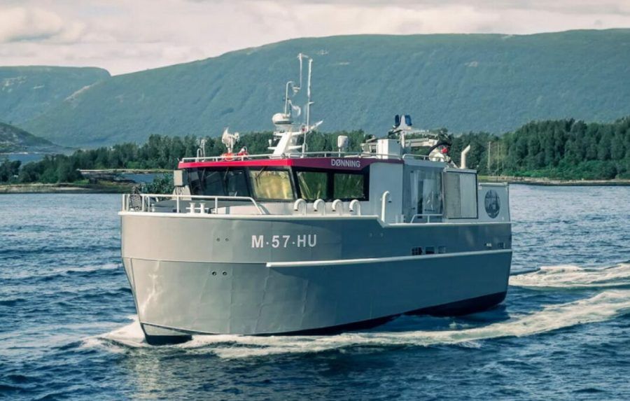 VESSEL REVIEW  Dønning – Compact netting boat for Norway's Hellnes Fisk -  Baird Maritime
