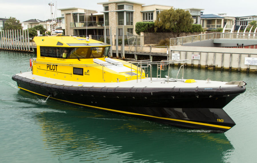 VESSEL REVIEW | Mantaray – Versatile pilot boat to serve Queensland's Port  of Townsville - Baird Maritime