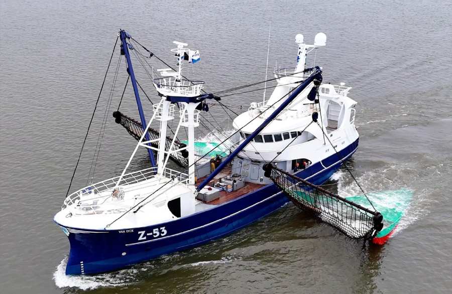 VESSEL REVIEW | Van Eyck – Beam and stern trawler for Belgian fishing family