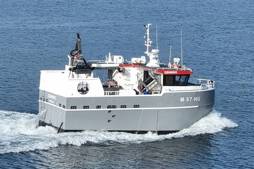 VESSEL REVIEW  Dønning – Compact netting boat for Norway's Hellnes Fisk -  Baird Maritime