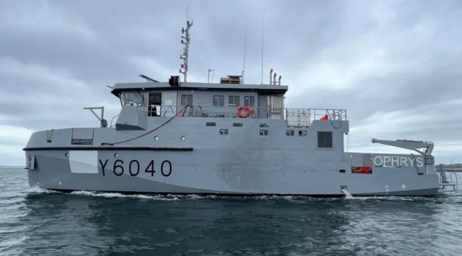VESSEL REVIEW | Ophrys – New minehunting dive boat delivered to French Navy  - Baird Maritime