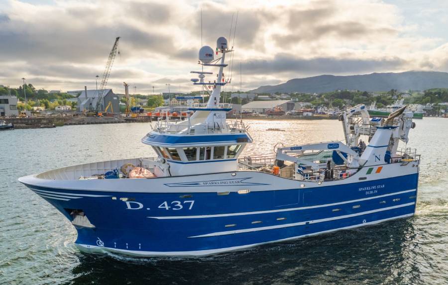 VESSEL REVIEW  Sparkling Star – Versatile pelagic trawler for Irish fishing  family - Baird Maritime