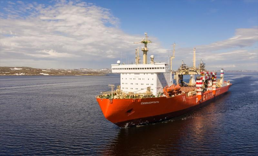FEATURE | Unified icebreaking fleet proposed for Russia's Northern 
