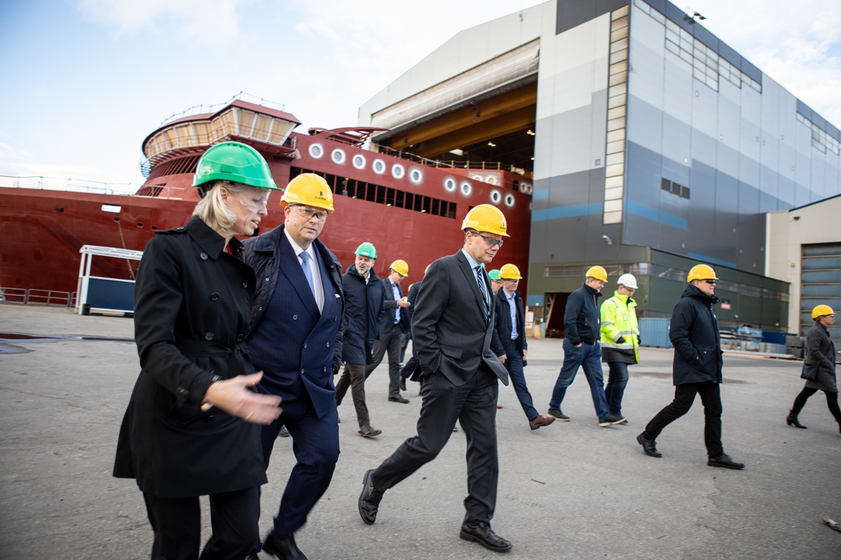 Construction of world's largest plug-in hybrid ship underway at 