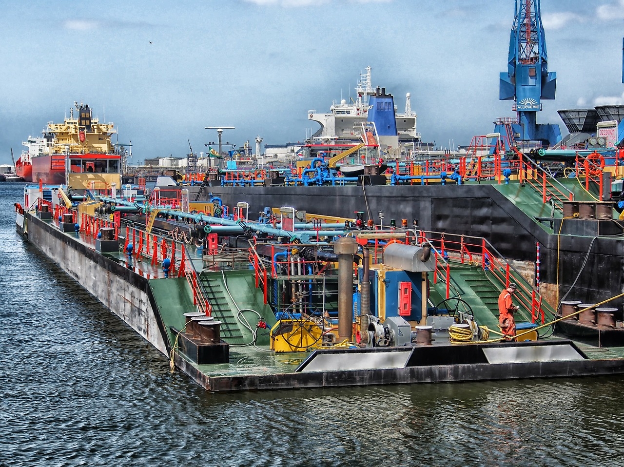 Rotterdam confirms new local dredging works - Baird Maritime