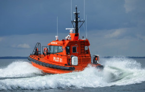 VESSEL REVIEW | Pilot 61 – Ice-capable pilot boat for Poland’s ...